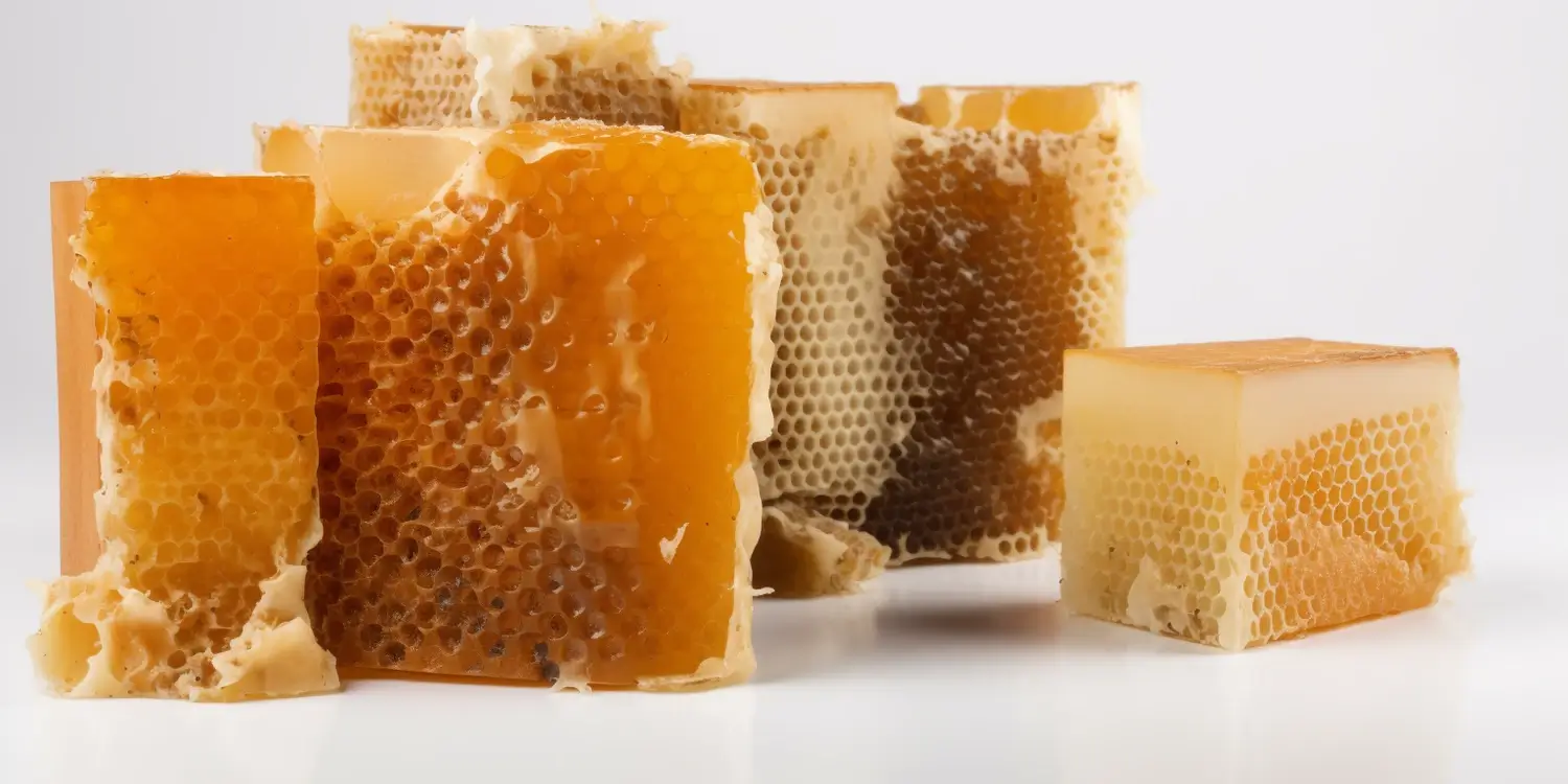 Miód gryczany z czego jest