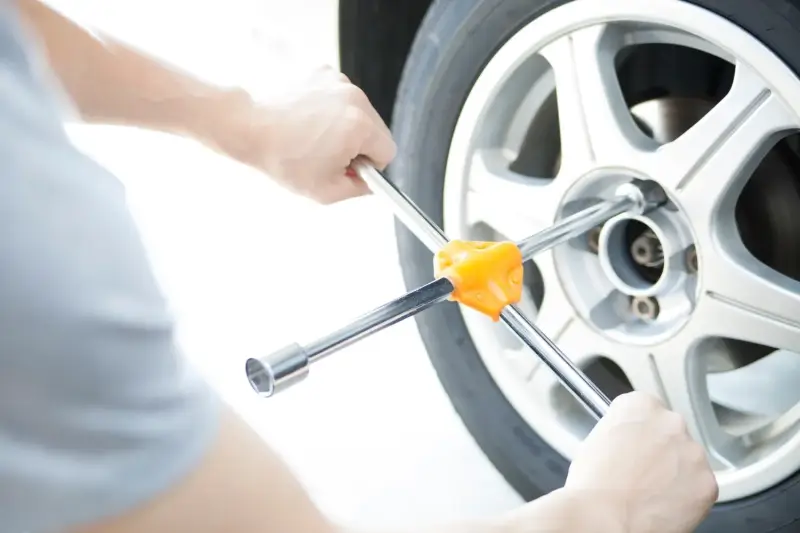 Jak postawic warsztat samochodowy?